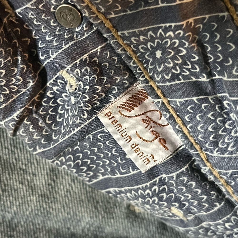PAIGE Laurel Canyon Low Rise Bootcut Jeans Size 27 Y2K - Picture 10 of 15